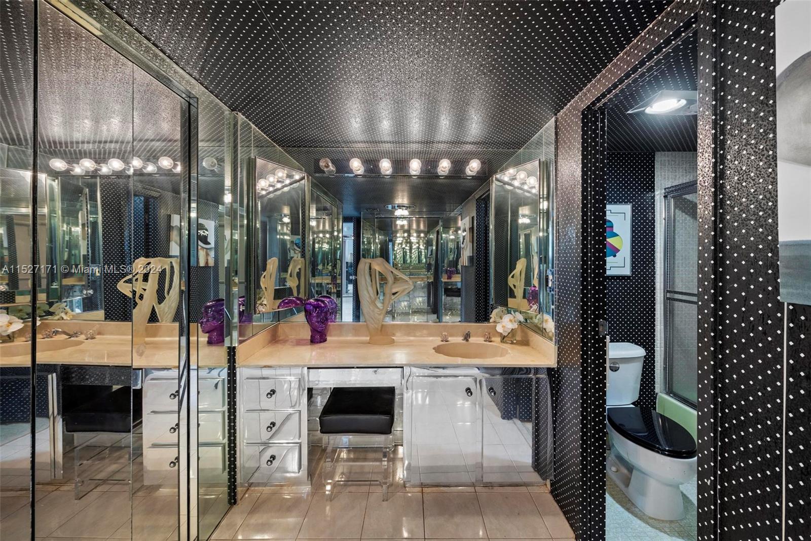 3675 N Country Club Dr 1906, Aventura, Florida 33180, 2 Bedrooms Bedrooms, ,2 BathroomsBathrooms,Residential,For Sale,3675 N Country Club Dr 1906,A11527171