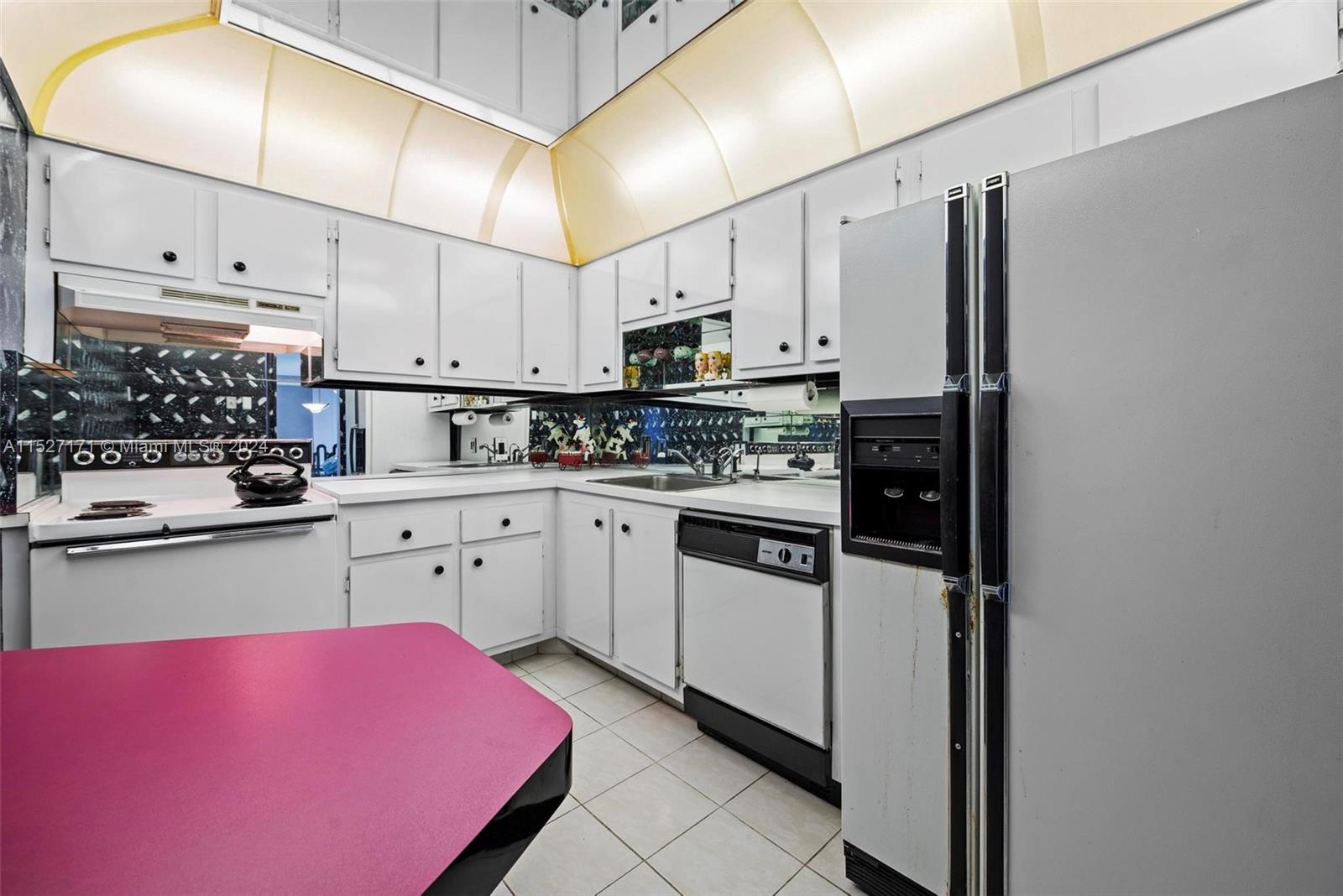 3675 N Country Club Dr 1906, Aventura, Florida 33180, 2 Bedrooms Bedrooms, ,2 BathroomsBathrooms,Residential,For Sale,3675 N Country Club Dr 1906,A11527171