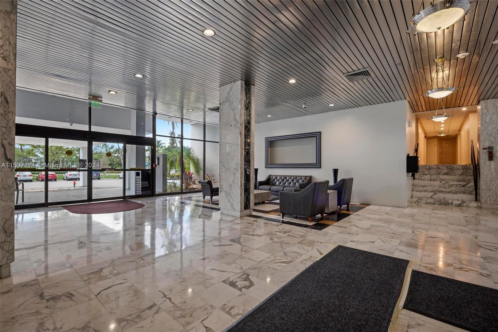 3675 N Country Club Dr 1906, Aventura, Florida 33180, 2 Bedrooms Bedrooms, ,2 BathroomsBathrooms,Residential,For Sale,3675 N Country Club Dr 1906,A11527171