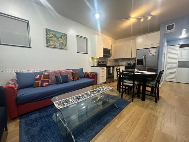 8220 NE 1st Pl A, Miami, Florida 33138, 2 Bedrooms Bedrooms, ,1 BathroomBathrooms,Residentiallease,For Rent,8220 NE 1st Pl A,A11529589