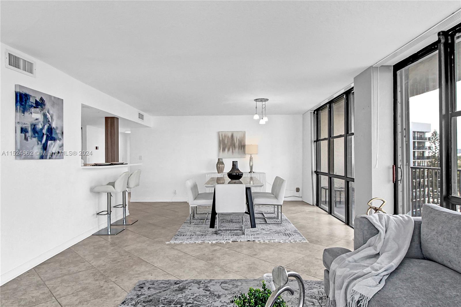 800 Parkview Dr 821, Hallandale Beach, Florida 33009, 2 Bedrooms Bedrooms, ,2 BathroomsBathrooms,Residential,For Sale,800 Parkview Dr 821,A11524662