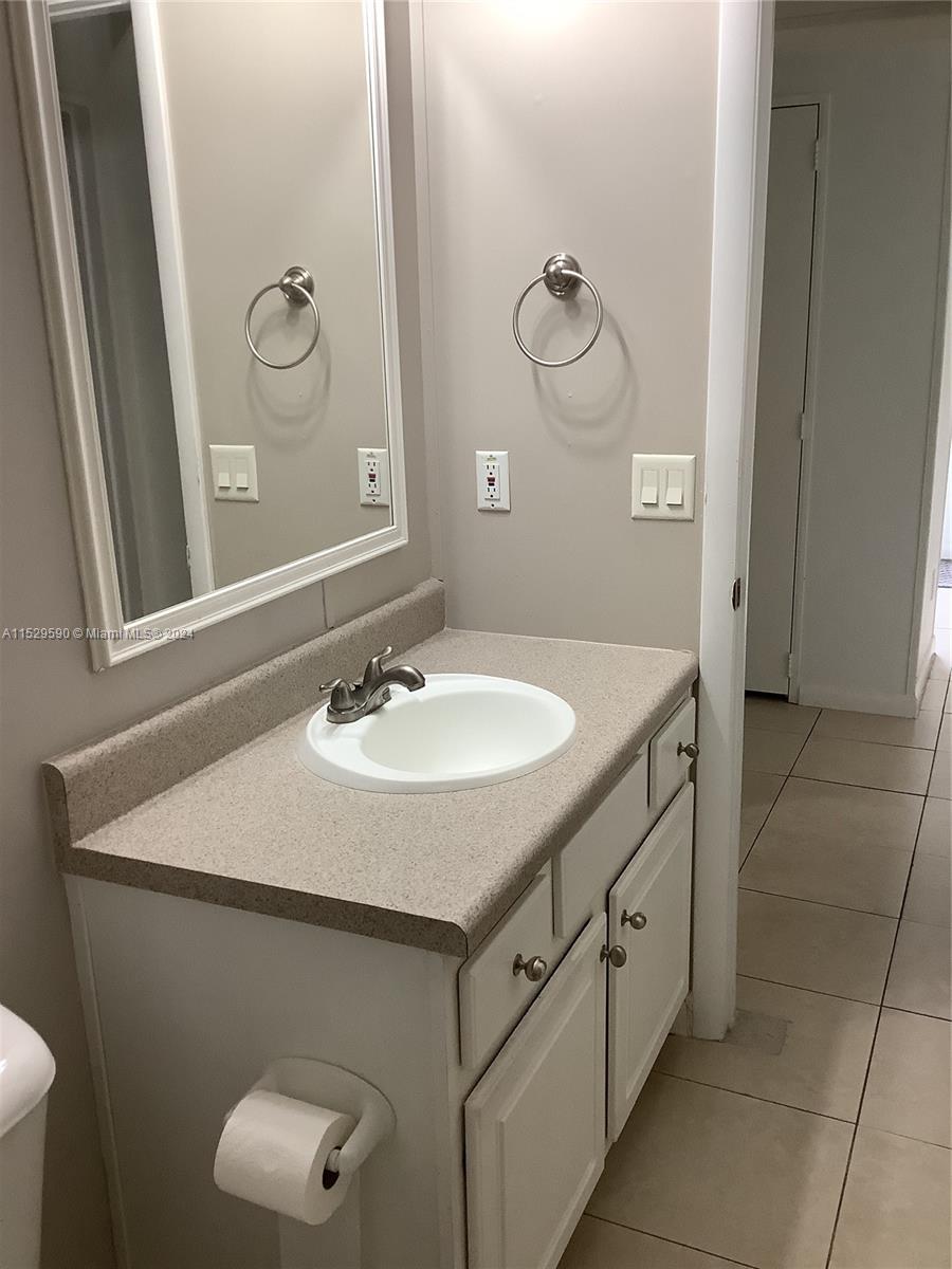 Miami, Florida 33187, 3 Bedrooms Bedrooms, ,2 BathroomsBathrooms,Residential,For Sale,A11529590