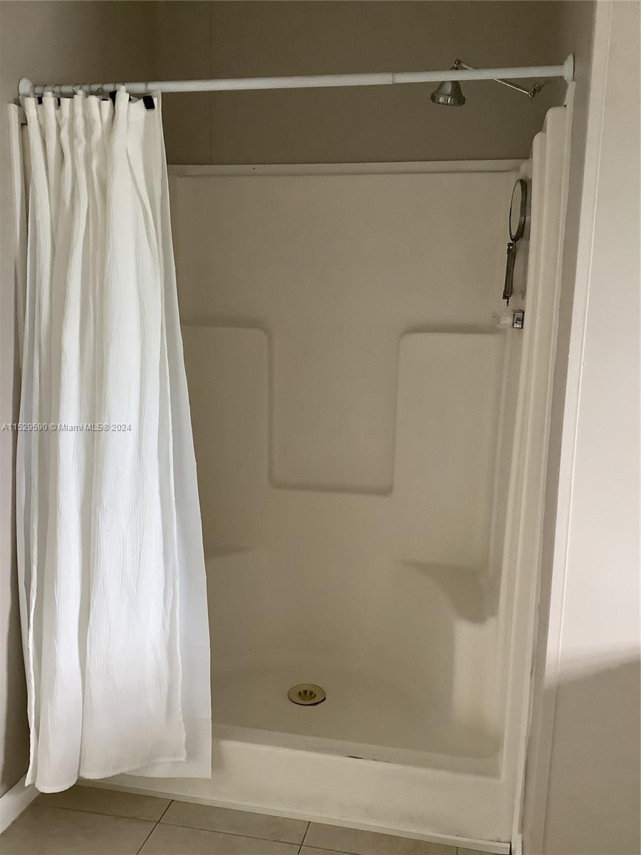 Miami, Florida 33187, 3 Bedrooms Bedrooms, ,2 BathroomsBathrooms,Residential,For Sale,A11529590