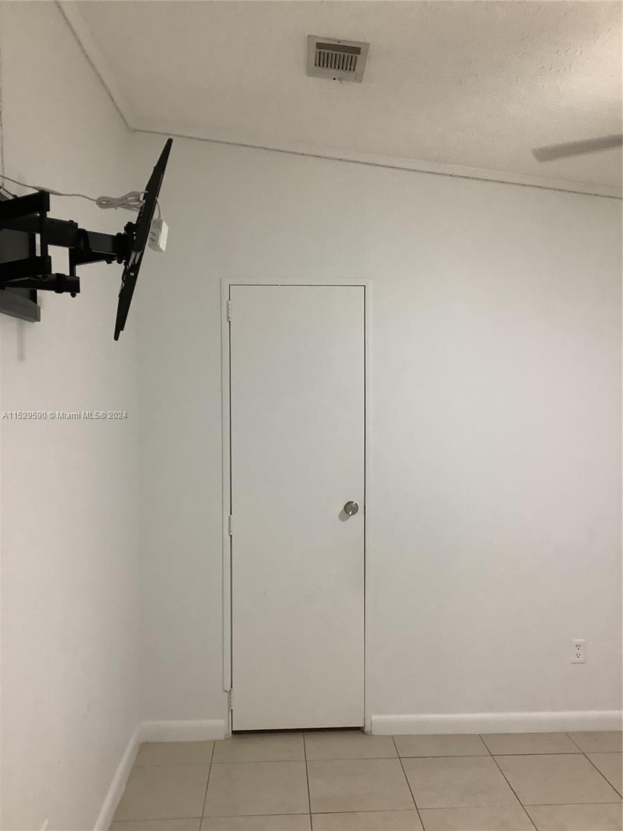 Miami, Florida 33187, 3 Bedrooms Bedrooms, ,2 BathroomsBathrooms,Residential,For Sale,A11529590