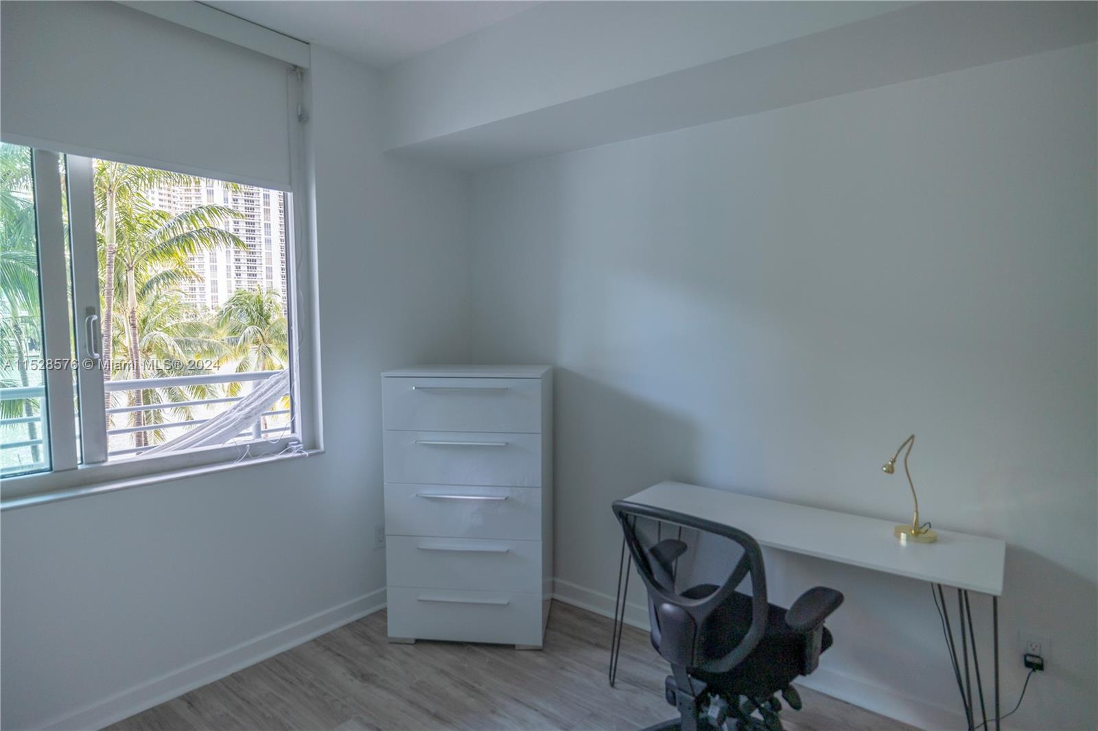335 S Biscayne Blvd 303, Miami, Florida 33131, 1 Bedroom Bedrooms, ,1 BathroomBathrooms,Residential,For Sale,335 S Biscayne Blvd 303,A11528576