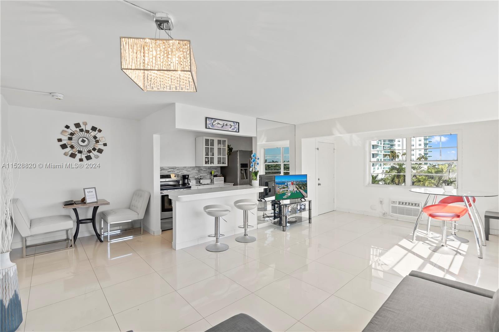 7904 West Dr 501, North Bay Village, Florida 33141, 1 Bedroom Bedrooms, ,1 BathroomBathrooms,Residential,For Sale,7904 West Dr 501,A11528820