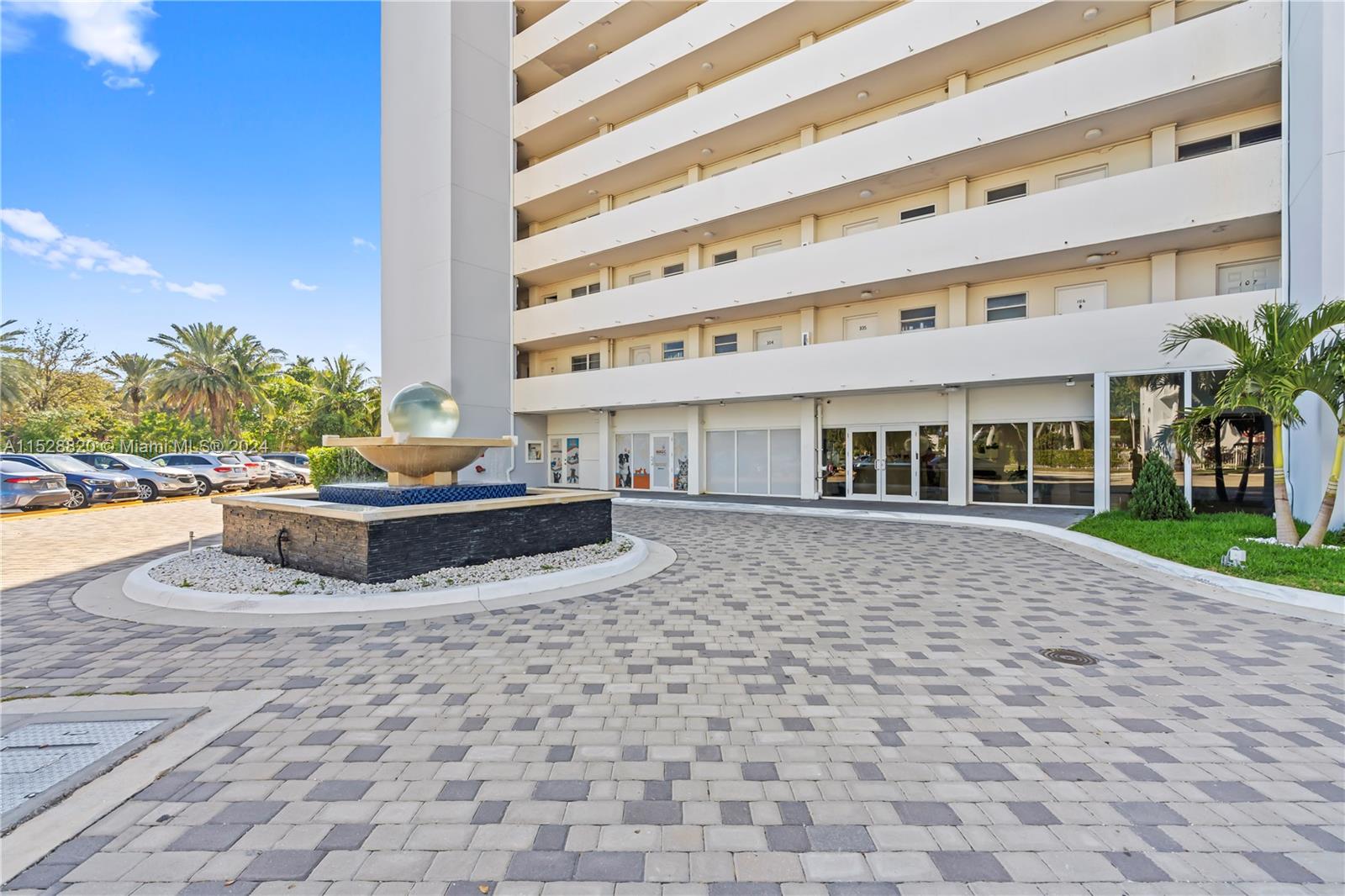 7904 West Dr 501, North Bay Village, Florida 33141, 1 Bedroom Bedrooms, ,1 BathroomBathrooms,Residential,For Sale,7904 West Dr 501,A11528820