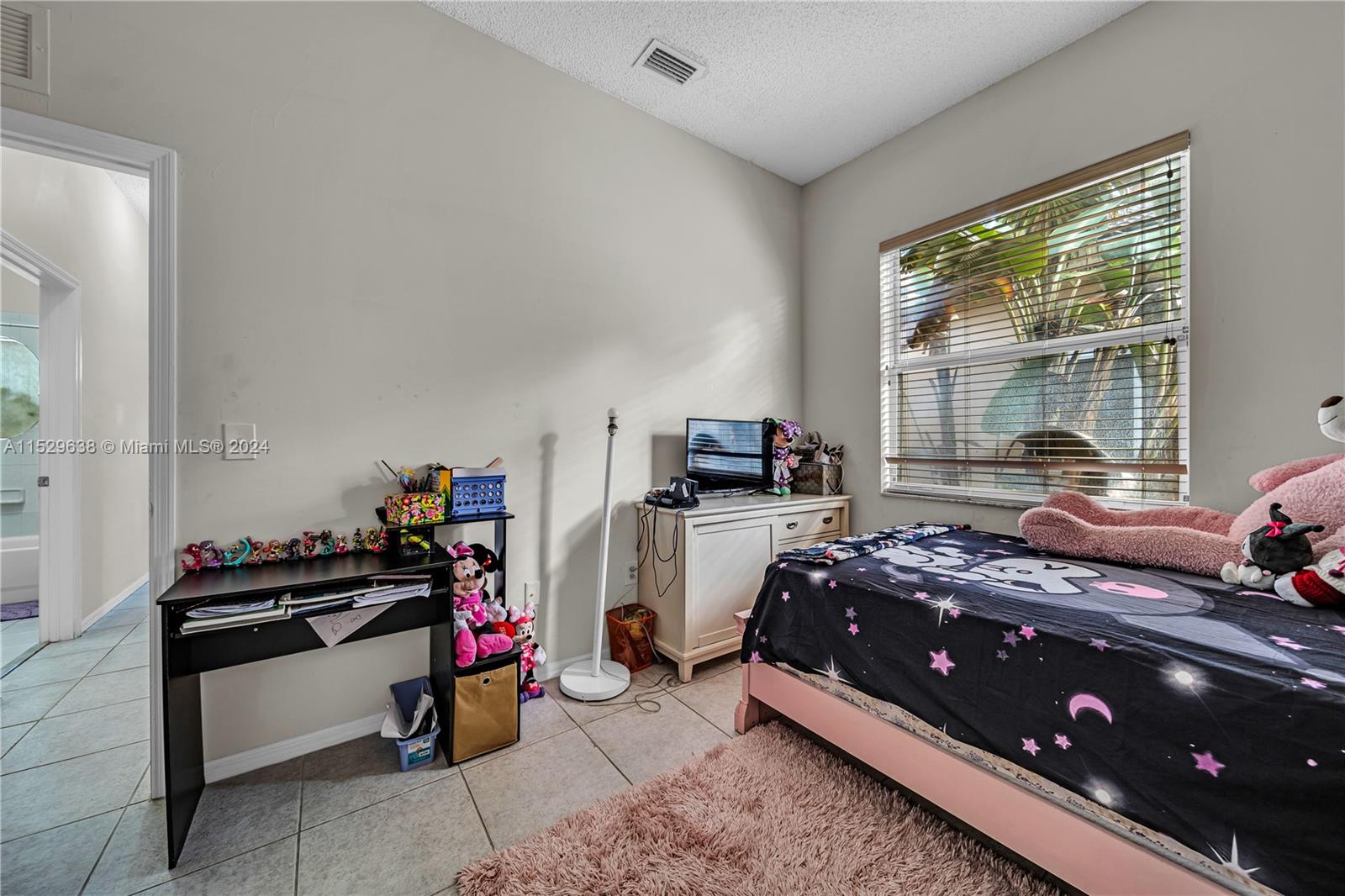 1630 SE 23rd St, Homestead, Florida 33035, 4 Bedrooms Bedrooms, ,2 BathroomsBathrooms,Residential,For Sale,1630 SE 23rd St,A11529638