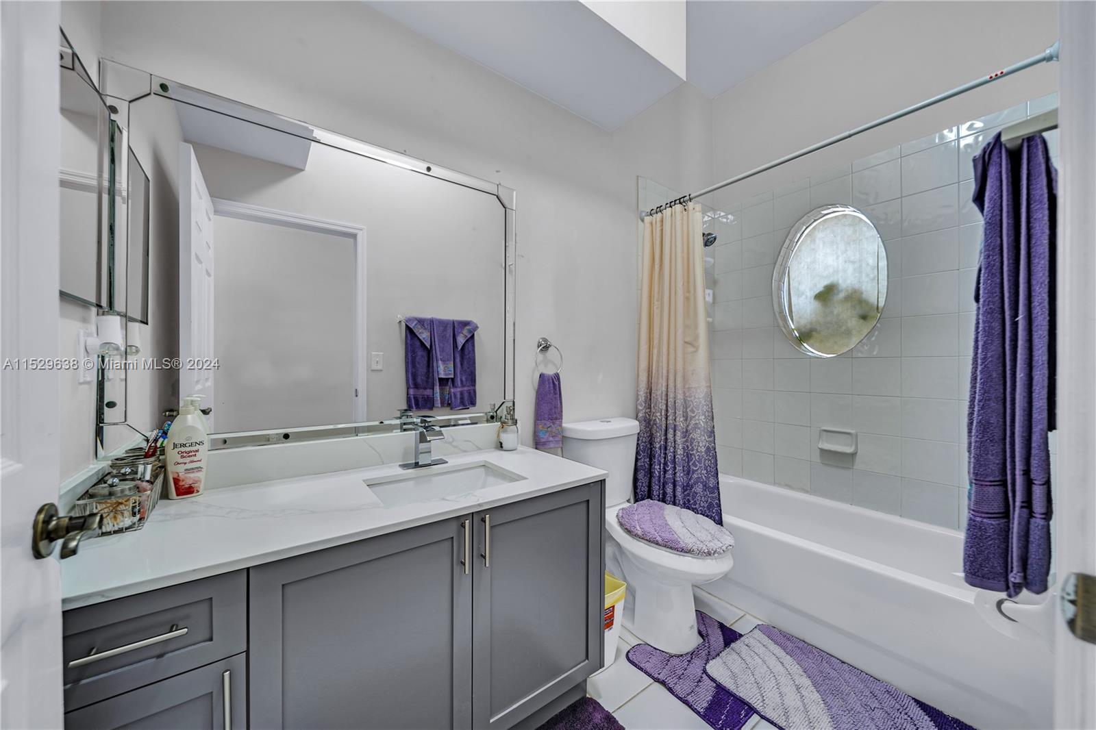 1630 SE 23rd St, Homestead, Florida 33035, 4 Bedrooms Bedrooms, ,2 BathroomsBathrooms,Residential,For Sale,1630 SE 23rd St,A11529638