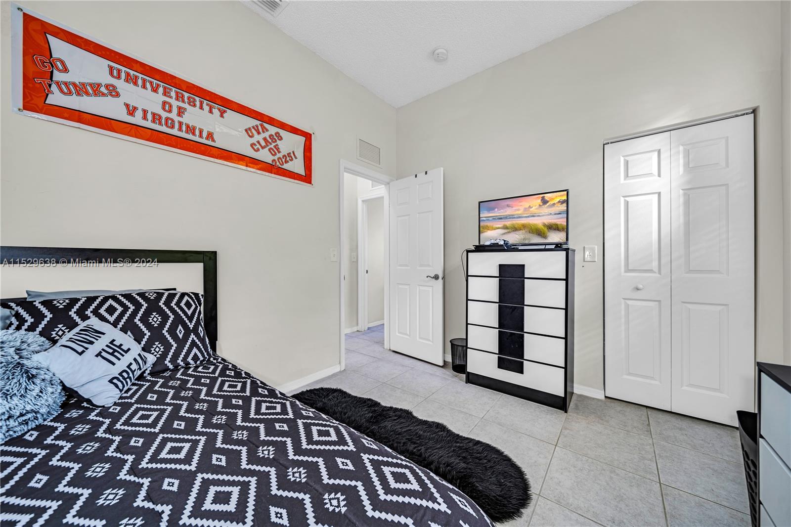 1630 SE 23rd St, Homestead, Florida 33035, 4 Bedrooms Bedrooms, ,2 BathroomsBathrooms,Residential,For Sale,1630 SE 23rd St,A11529638