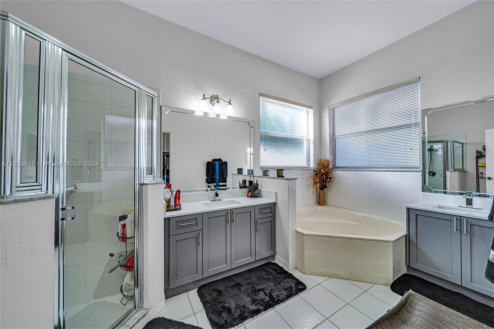 1630 SE 23rd St, Homestead, Florida 33035, 4 Bedrooms Bedrooms, ,2 BathroomsBathrooms,Residential,For Sale,1630 SE 23rd St,A11529638