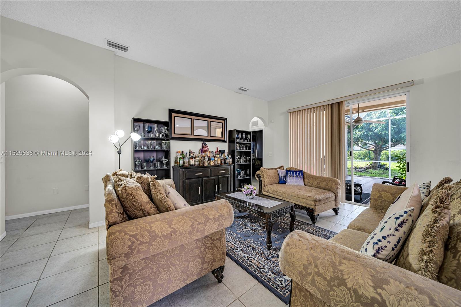 1630 SE 23rd St, Homestead, Florida 33035, 4 Bedrooms Bedrooms, ,2 BathroomsBathrooms,Residential,For Sale,1630 SE 23rd St,A11529638