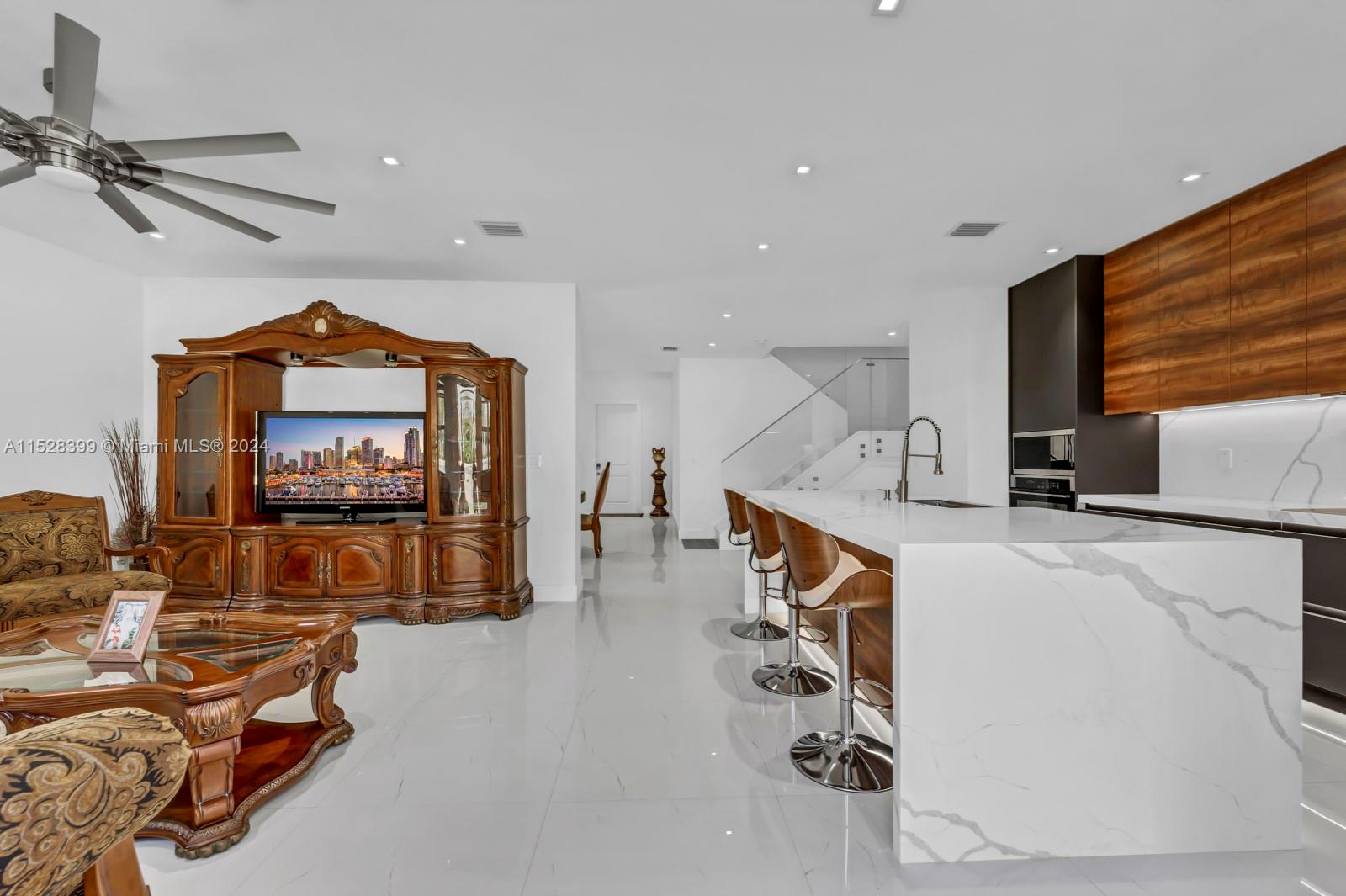 269 SE 27th Ter, Homestead, Florida 33033, 5 Bedrooms Bedrooms, ,3 BathroomsBathrooms,Residential,For Sale,269 SE 27th Ter,A11528399