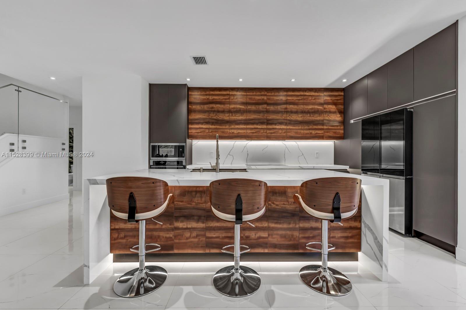 269 SE 27th Ter, Homestead, Florida 33033, 5 Bedrooms Bedrooms, ,3 BathroomsBathrooms,Residential,For Sale,269 SE 27th Ter,A11528399