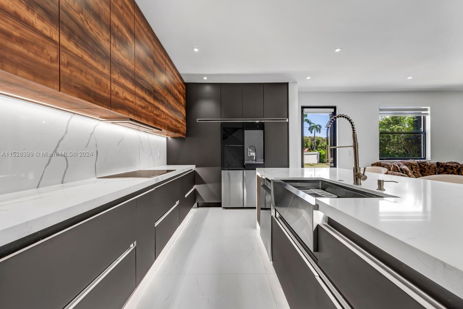 269 SE 27th Ter, Homestead, Florida 33033, 5 Bedrooms Bedrooms, ,3 BathroomsBathrooms,Residential,For Sale,269 SE 27th Ter,A11528399