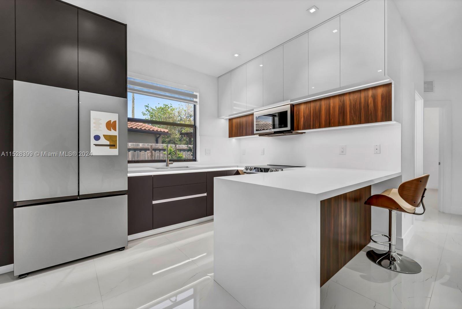 269 SE 27th Ter, Homestead, Florida 33033, 5 Bedrooms Bedrooms, ,3 BathroomsBathrooms,Residential,For Sale,269 SE 27th Ter,A11528399