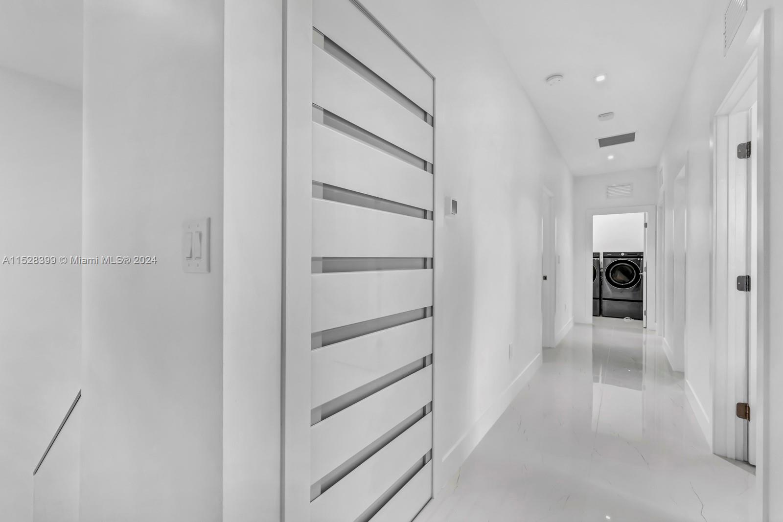 269 SE 27th Ter, Homestead, Florida 33033, 5 Bedrooms Bedrooms, ,3 BathroomsBathrooms,Residential,For Sale,269 SE 27th Ter,A11528399