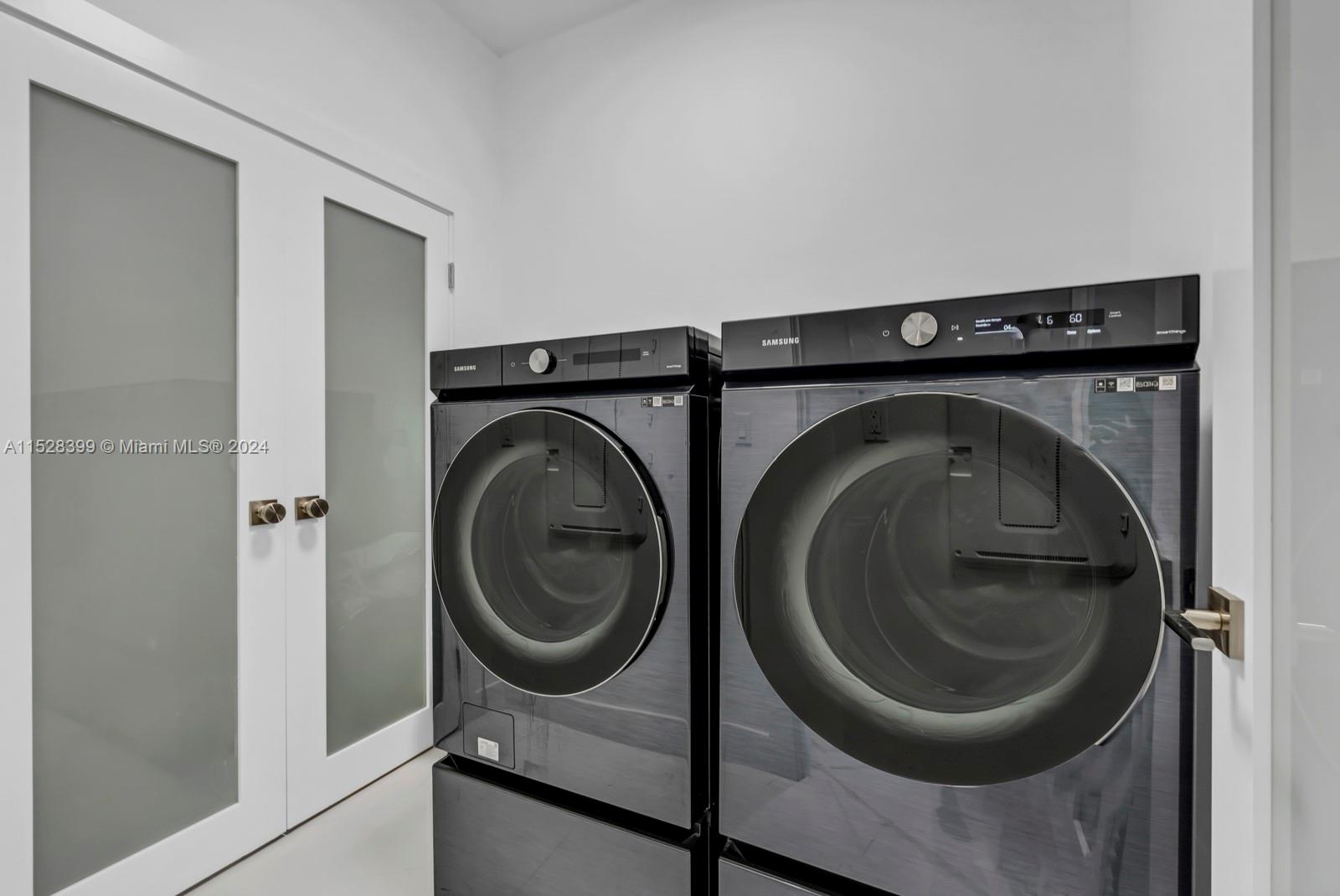 269 SE 27th Ter, Homestead, Florida 33033, 5 Bedrooms Bedrooms, ,3 BathroomsBathrooms,Residential,For Sale,269 SE 27th Ter,A11528399