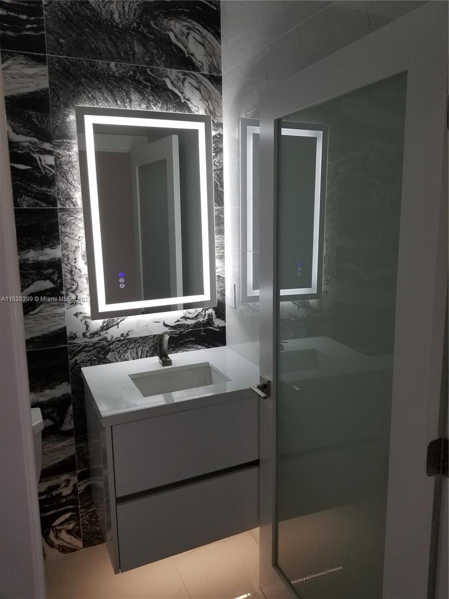 Half Bath First Floor, Owners Suite