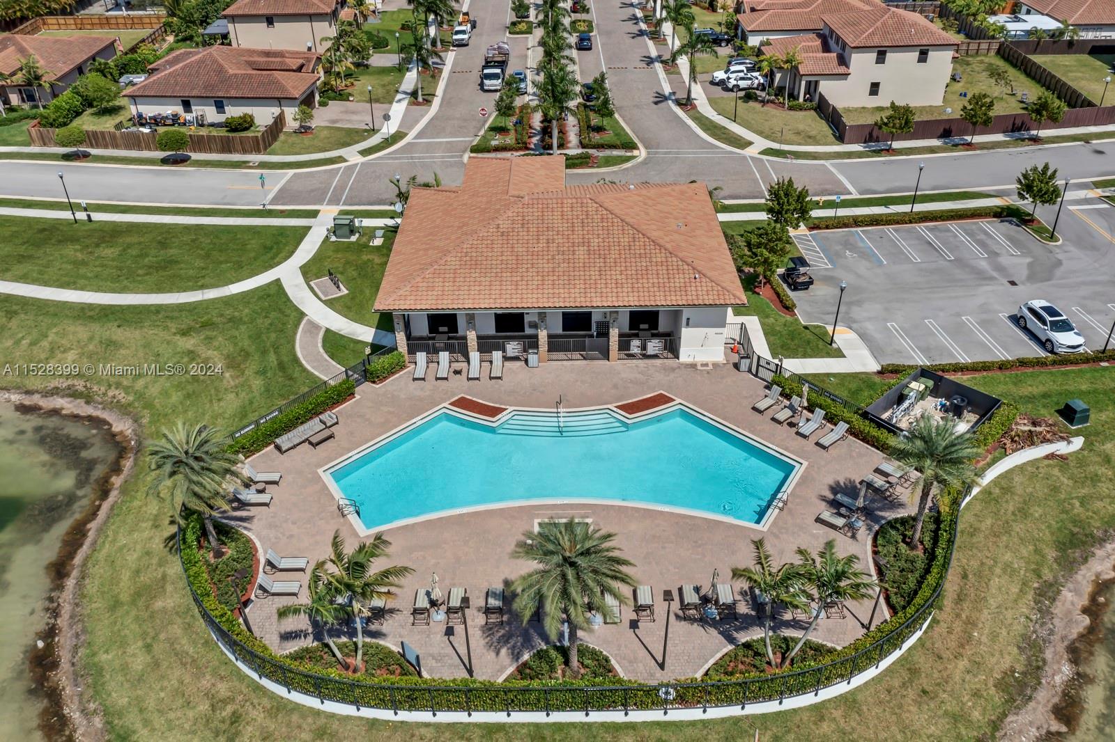 269 SE 27th Ter, Homestead, Florida 33033, 5 Bedrooms Bedrooms, ,3 BathroomsBathrooms,Residential,For Sale,269 SE 27th Ter,A11528399