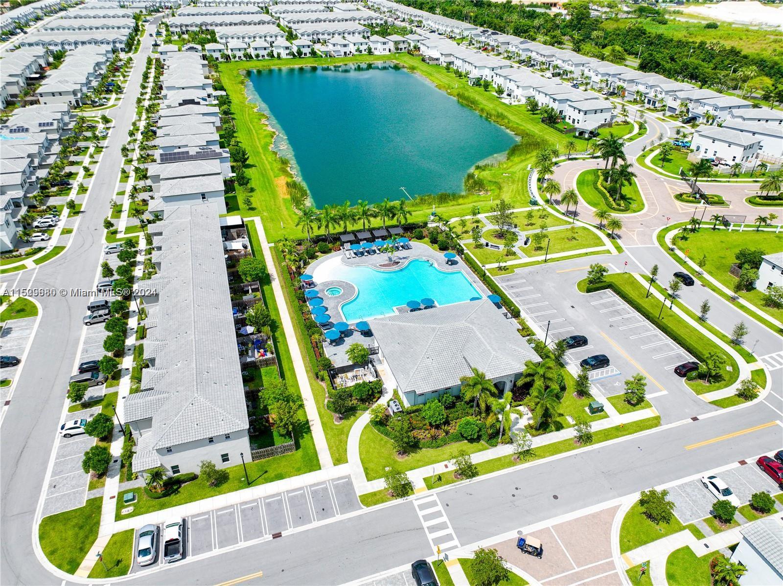 Clubhouse, Lake and Pool