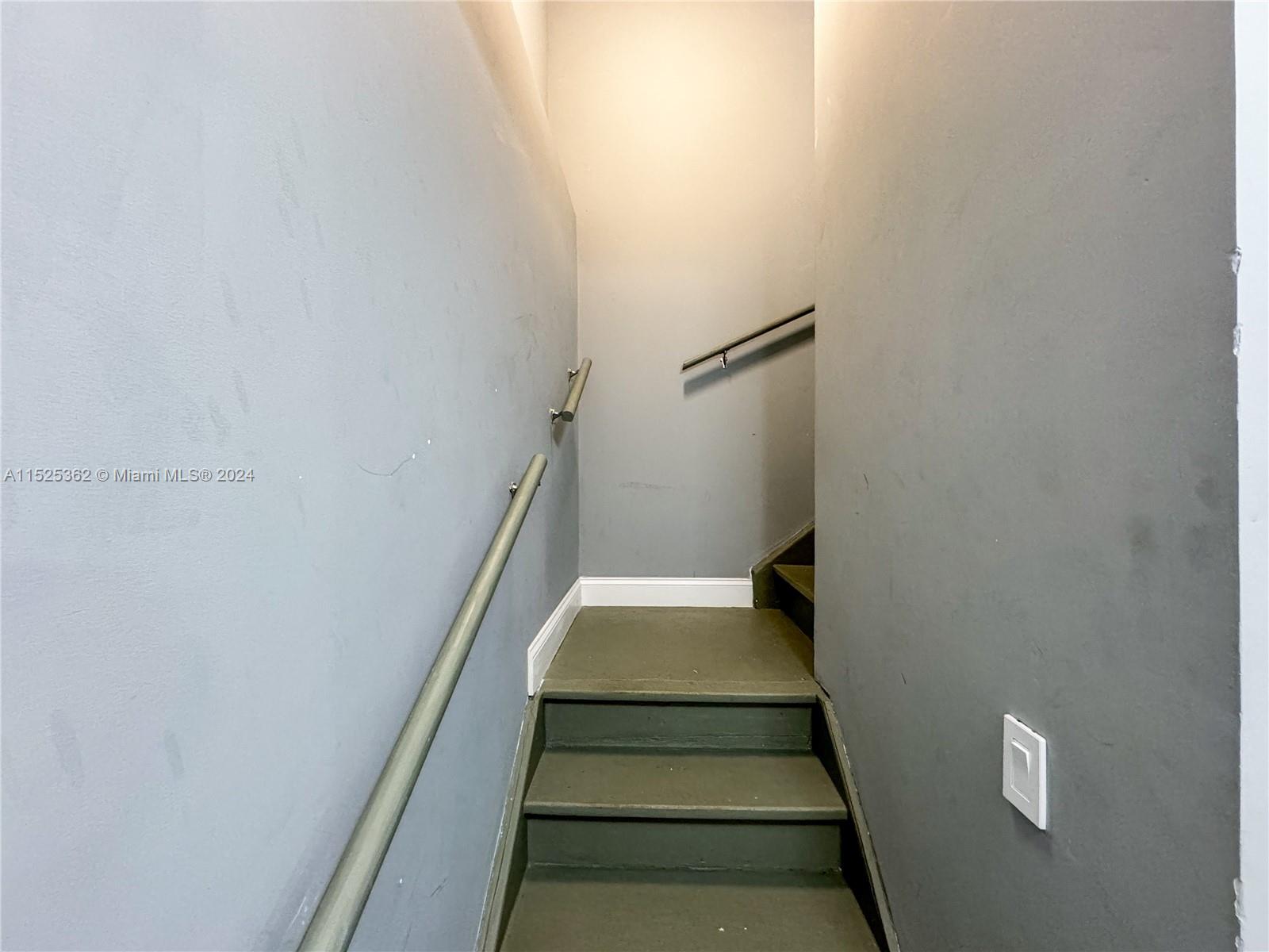 203 NE 12th Ave, Homestead, Florida 33030, 2 Bedrooms Bedrooms, ,1 BathroomBathrooms,Residential,For Sale,203 NE 12th Ave,A11525362