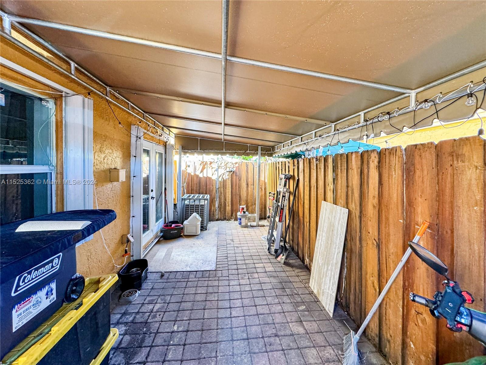 203 NE 12th Ave, Homestead, Florida 33030, 2 Bedrooms Bedrooms, ,1 BathroomBathrooms,Residential,For Sale,203 NE 12th Ave,A11525362