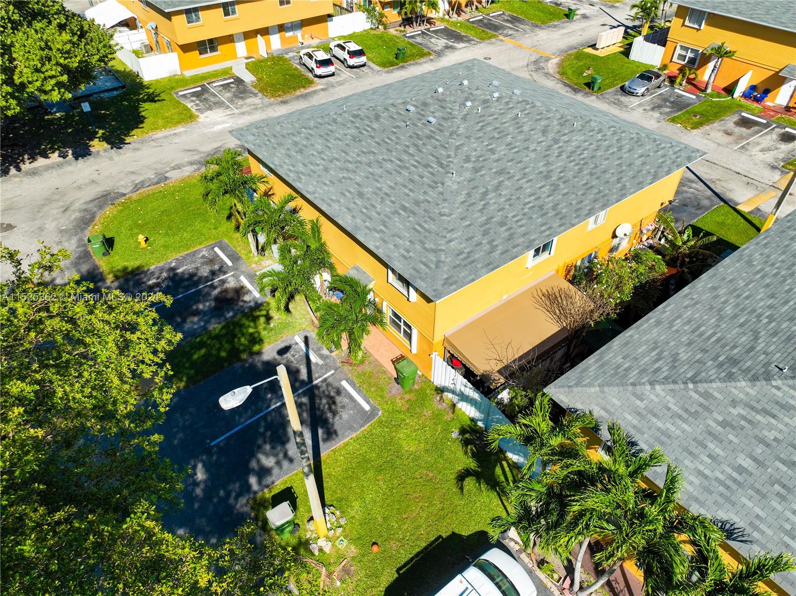 203 NE 12th Ave, Homestead, Florida 33030, 2 Bedrooms Bedrooms, ,1 BathroomBathrooms,Residential,For Sale,203 NE 12th Ave,A11525362