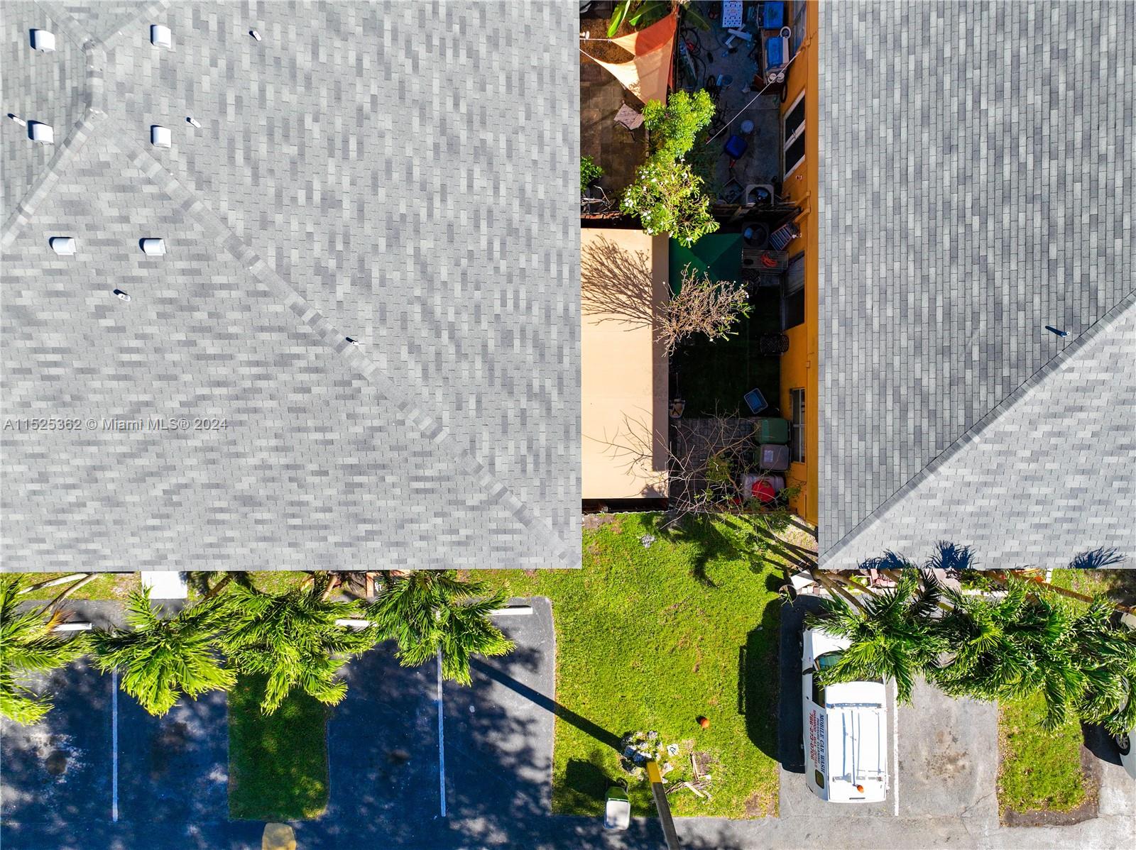 203 NE 12th Ave, Homestead, Florida 33030, 2 Bedrooms Bedrooms, ,1 BathroomBathrooms,Residential,For Sale,203 NE 12th Ave,A11525362