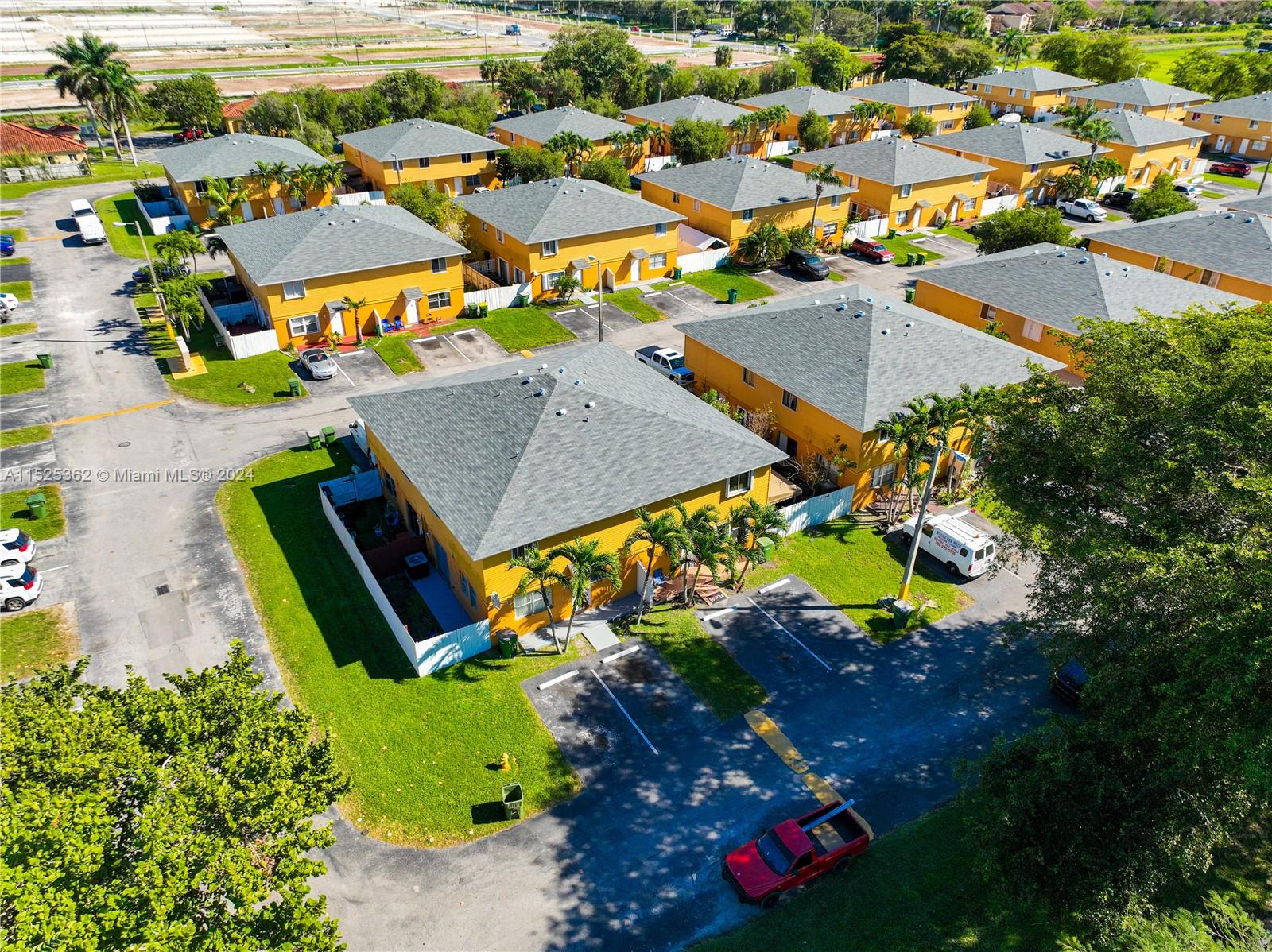 203 NE 12th Ave, Homestead, Florida 33030, 2 Bedrooms Bedrooms, ,1 BathroomBathrooms,Residential,For Sale,203 NE 12th Ave,A11525362