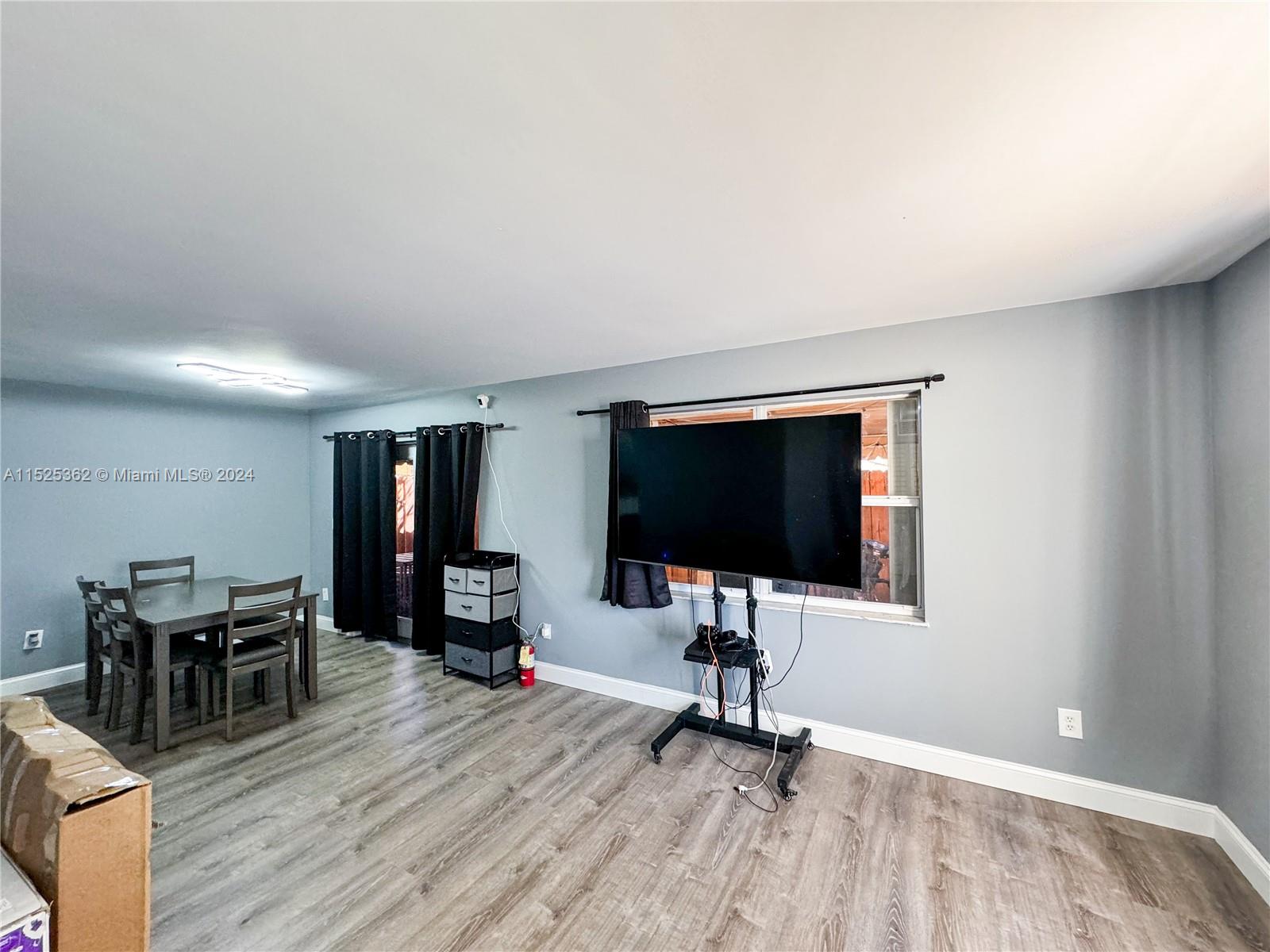 203 NE 12th Ave, Homestead, Florida 33030, 2 Bedrooms Bedrooms, ,1 BathroomBathrooms,Residential,For Sale,203 NE 12th Ave,A11525362