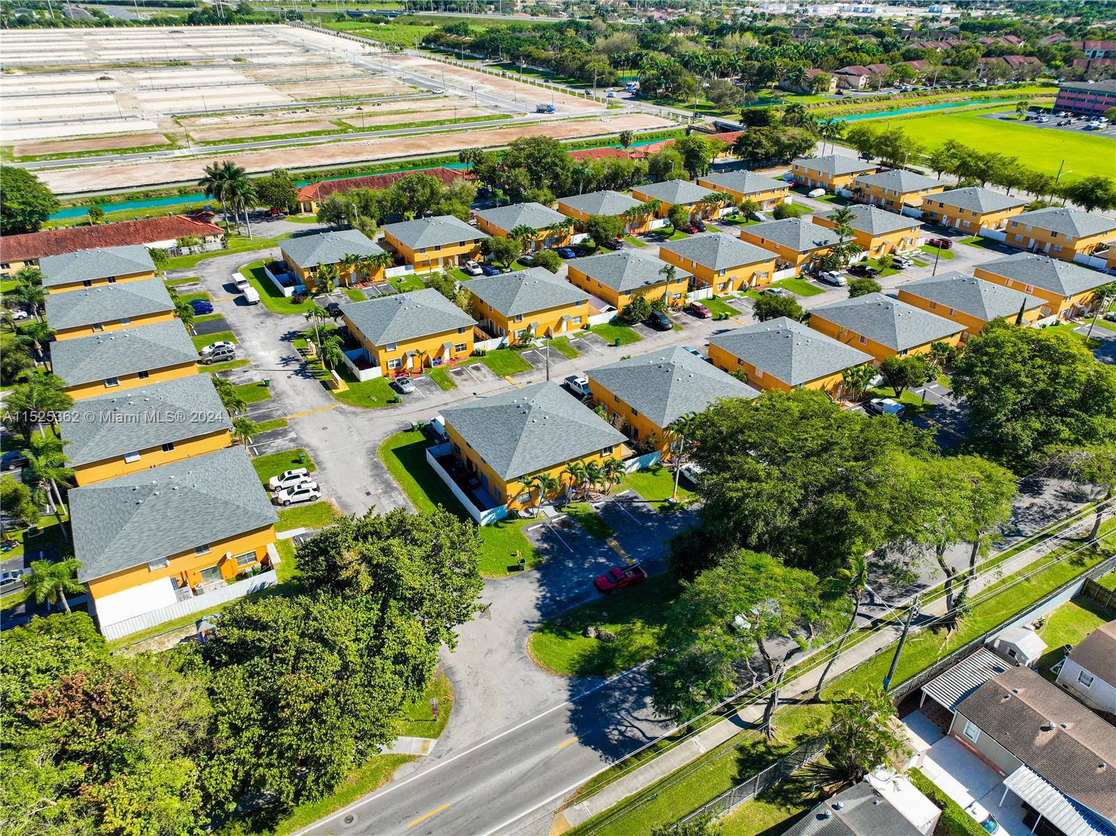 203 NE 12th Ave, Homestead, Florida 33030, 2 Bedrooms Bedrooms, ,1 BathroomBathrooms,Residential,For Sale,203 NE 12th Ave,A11525362