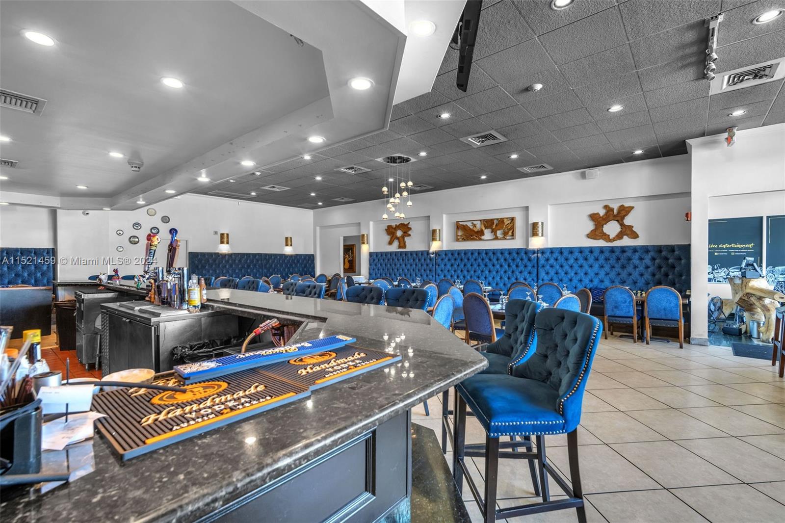 Hallandale Beach, Florida 33009, ,Businessopportunity,For Sale,A11521459