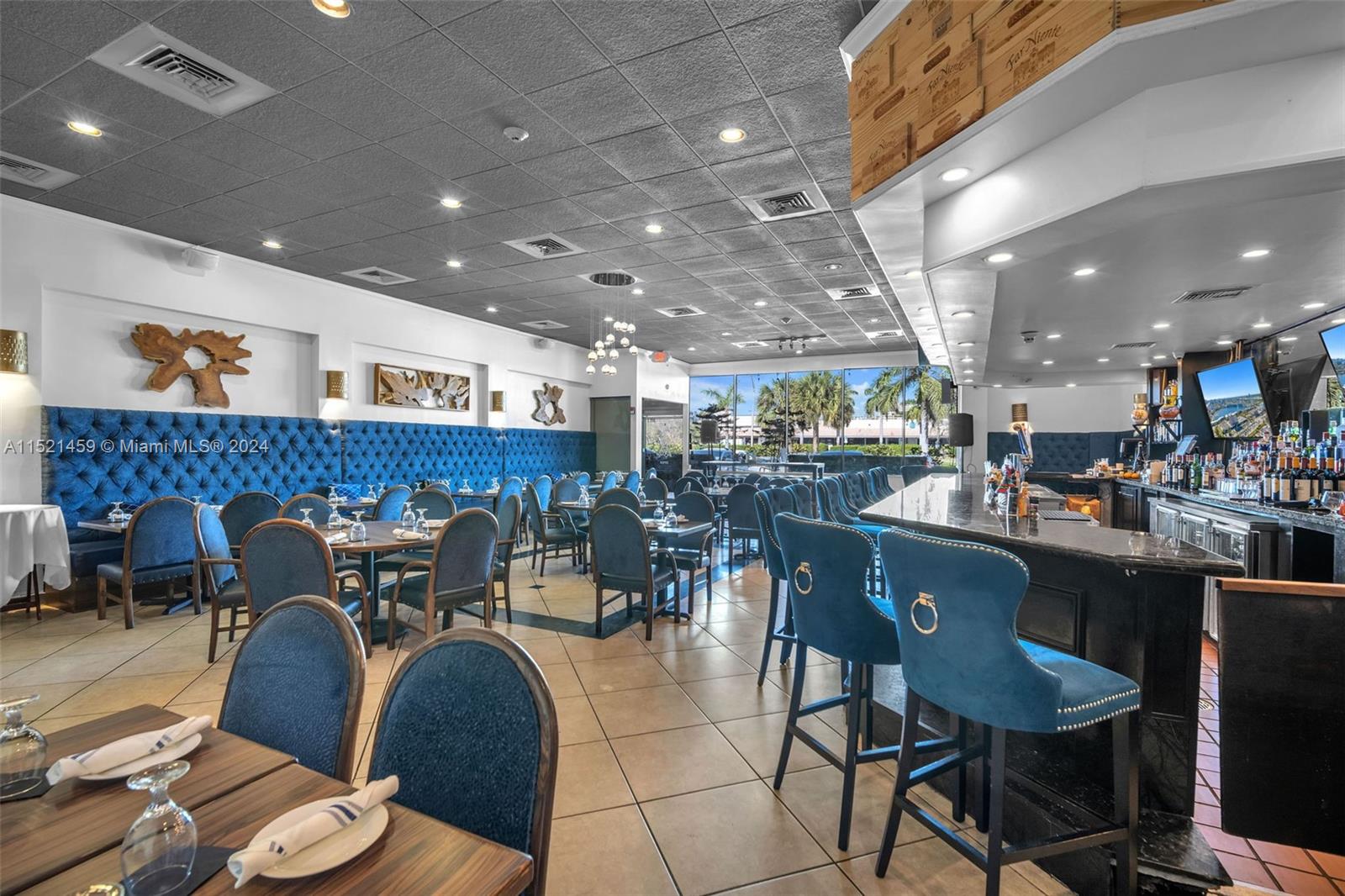 Hallandale Beach, Florida 33009, ,Businessopportunity,For Sale,A11521459