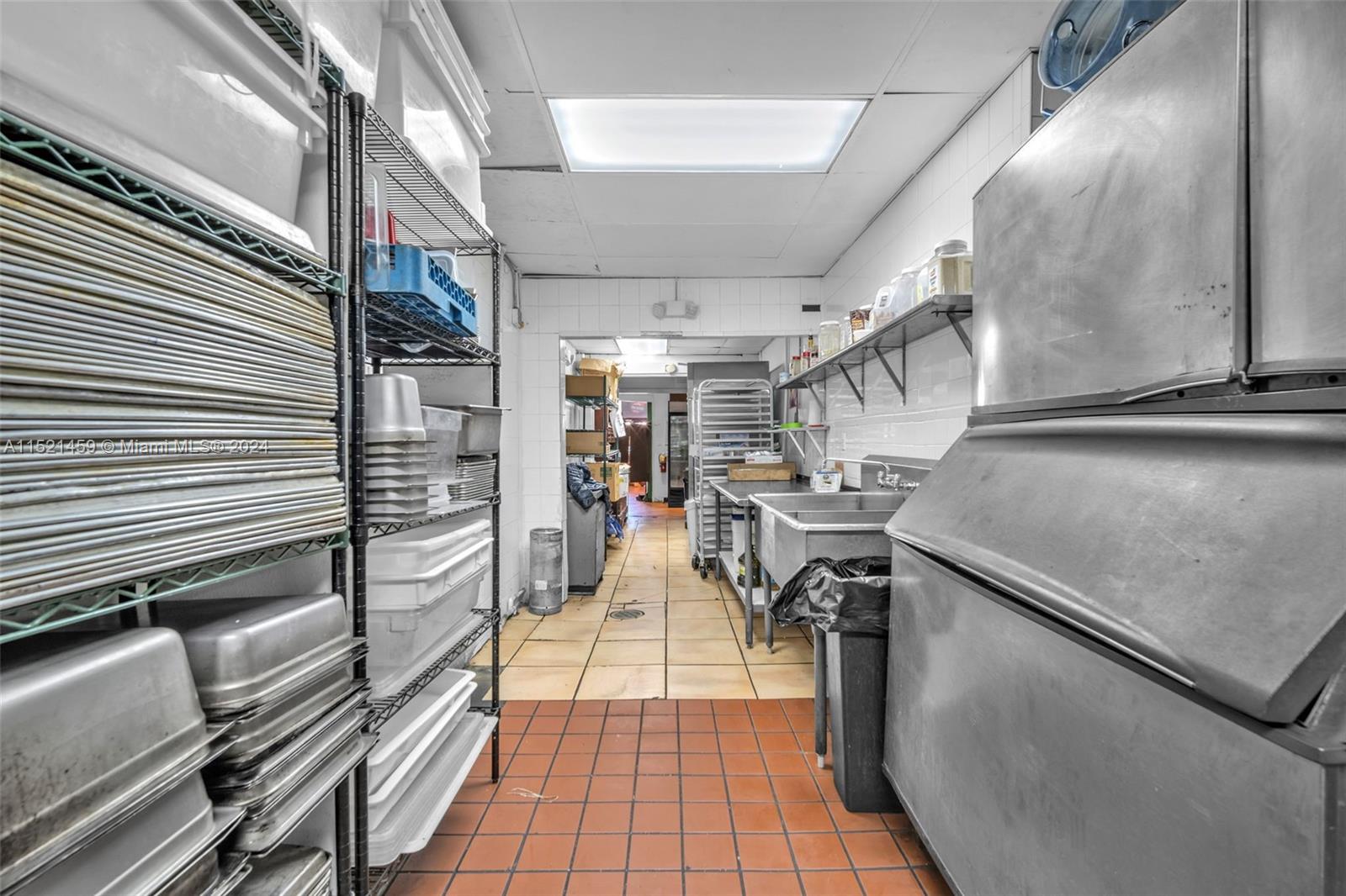 Hallandale Beach, Florida 33009, ,Businessopportunity,For Sale,A11521459