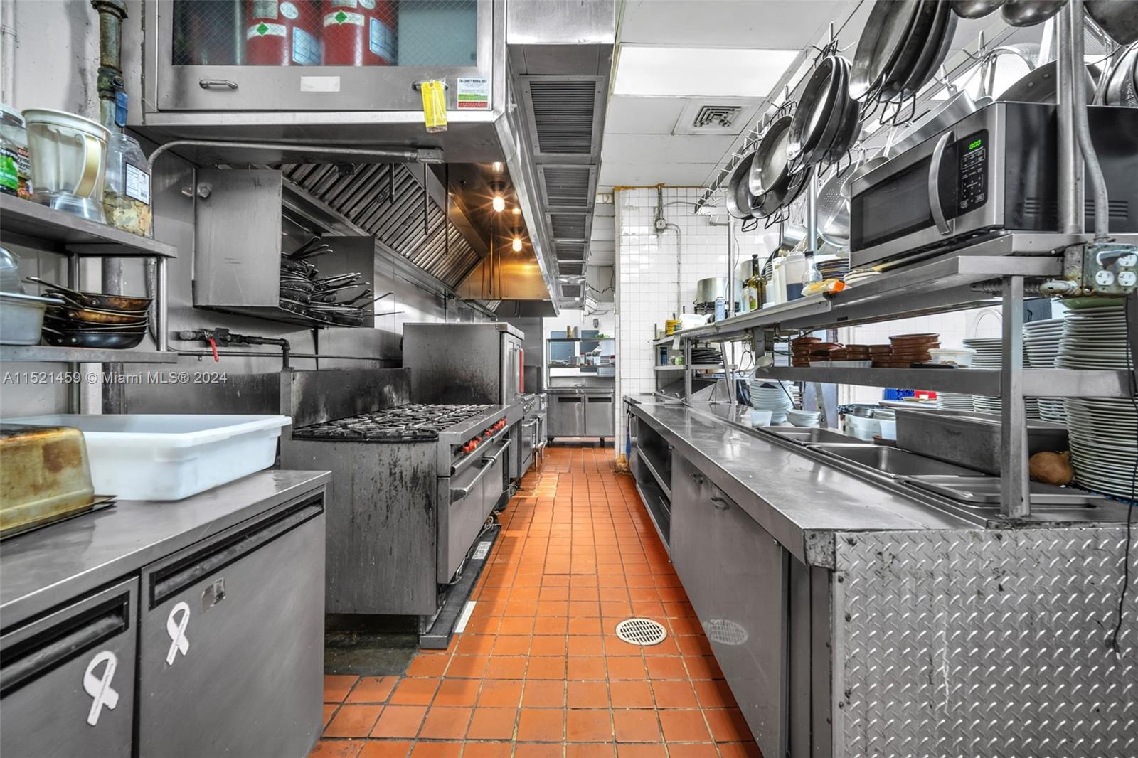 Hallandale Beach, Florida 33009, ,Businessopportunity,For Sale,A11521459