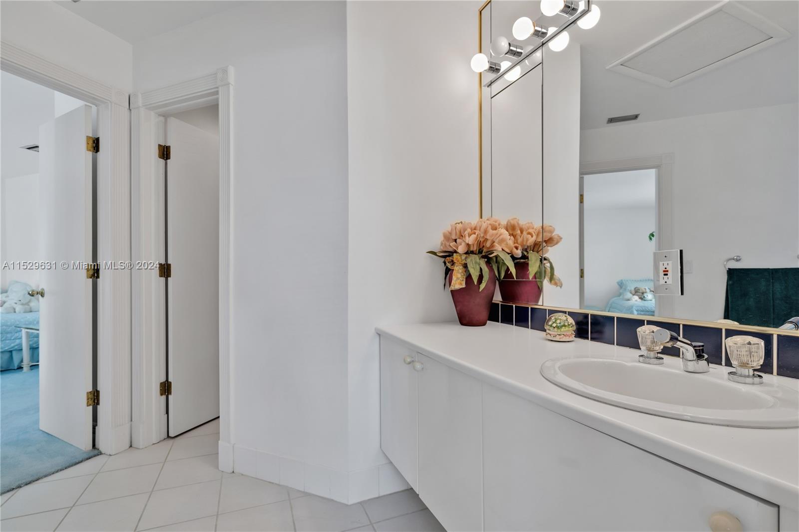 8768 62nd Ct, Pinecrest, FL, 33156 United States, 5 Bedrooms Bedrooms, ,4 BathroomsBathrooms,Residential,For Sale,62nd Ct,A11529631