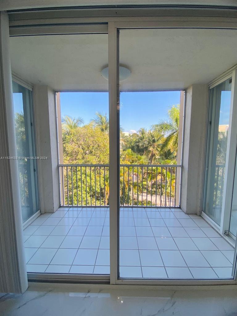 9805 52nd St, Doral, FL, 33178 United States, 2 Bedrooms Bedrooms, ,2 BathroomsBathrooms,Residential,For Sale,52nd St,A11524633