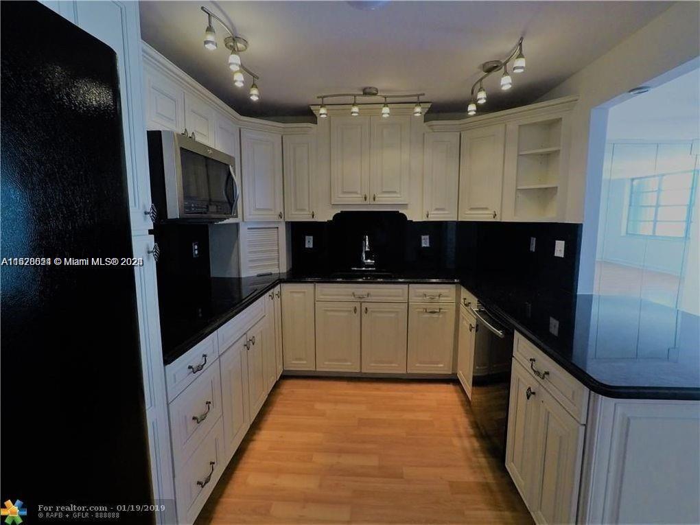 2780 183rd St, Aventura, FL, 33160 United States, 2 Bedrooms Bedrooms, ,2 BathroomsBathrooms,Residential,For Sale,183rd St,A11528021