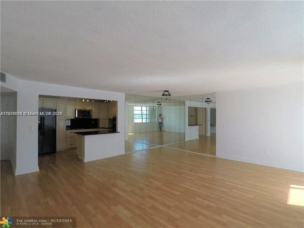 2780 183rd St, Aventura, FL, 33160 United States, 2 Bedrooms Bedrooms, ,2 BathroomsBathrooms,Residential,For Sale,183rd St,A11528021