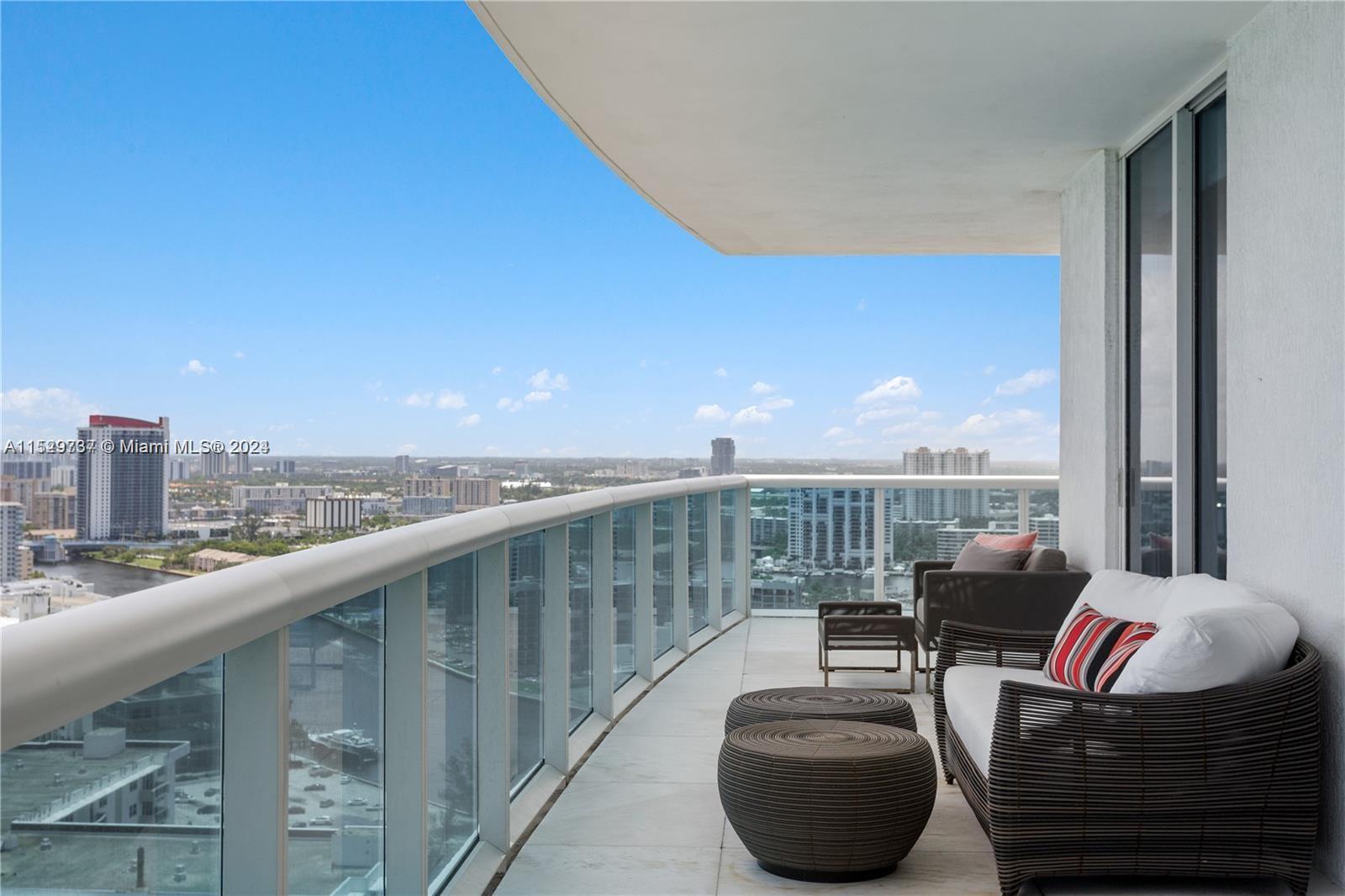 2711 S Ocean Dr 2705, Hollywood, Florida 33019, 3 Bedrooms Bedrooms, ,3 BathroomsBathrooms,Residentiallease,For Rent,2711 S Ocean Dr 2705,A11529737