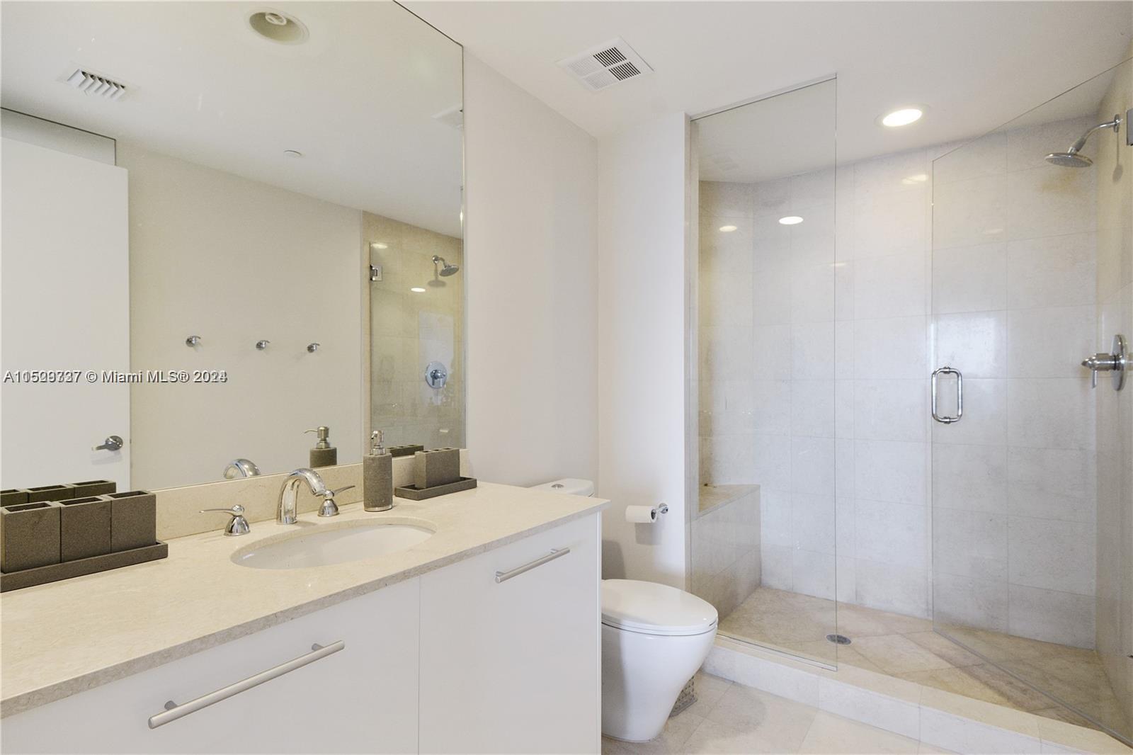 2711 S Ocean Dr 2705, Hollywood, Florida 33019, 3 Bedrooms Bedrooms, ,3 BathroomsBathrooms,Residentiallease,For Rent,2711 S Ocean Dr 2705,A11529737