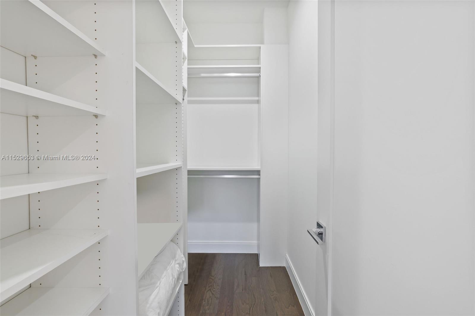 Walk in closets in second and third bedrooms