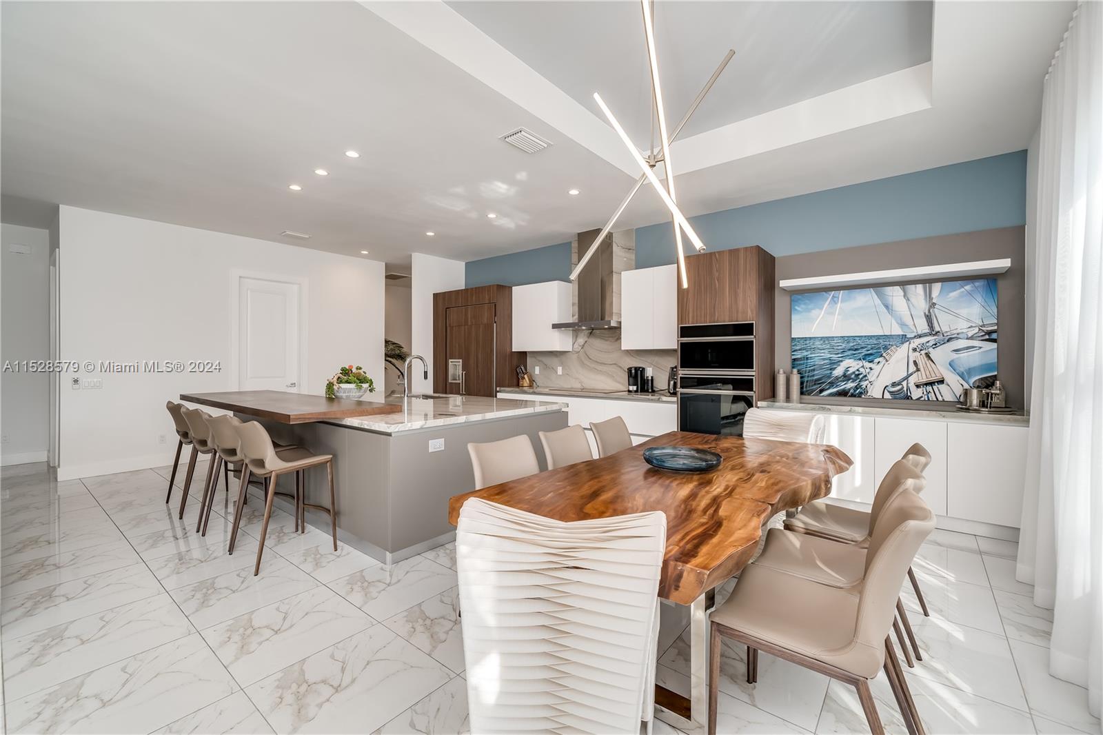 445 River Court, Marco Island, FL, 34145 United States, 4 Bedrooms Bedrooms, ,3 BathroomsBathrooms,Residential,For Sale,River Court,A11528579