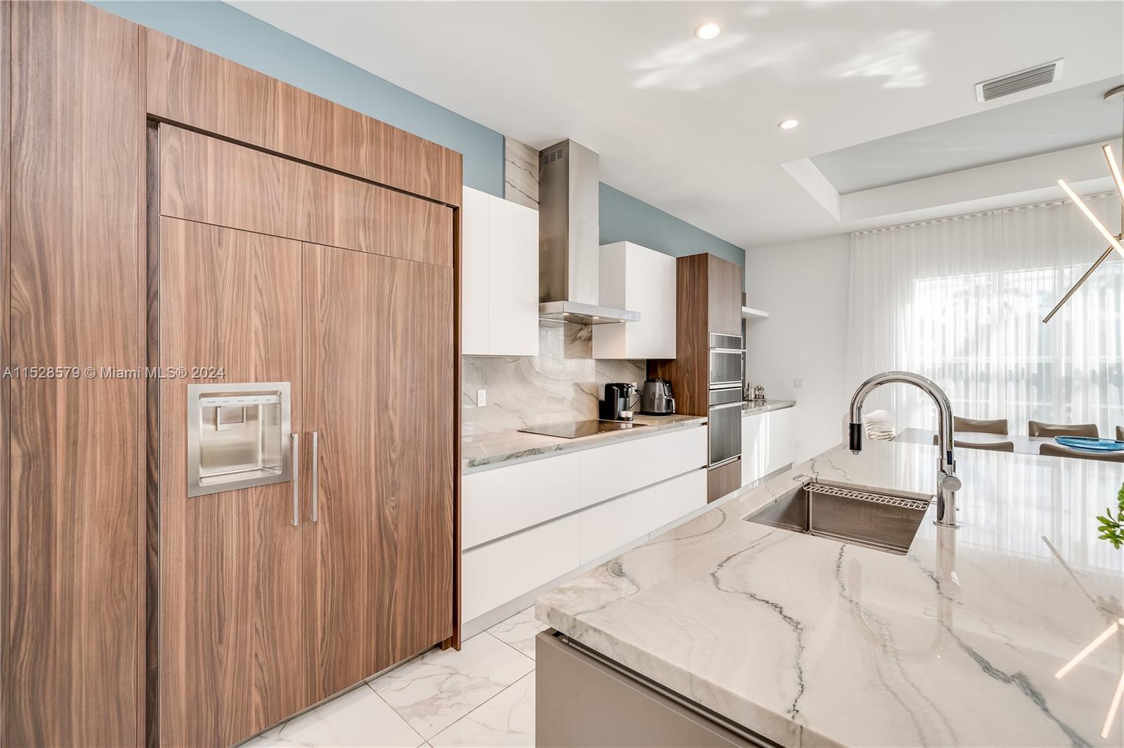 445 River Court, Marco Island, FL, 34145 United States, 4 Bedrooms Bedrooms, ,3 BathroomsBathrooms,Residential,For Sale,River Court,A11528579