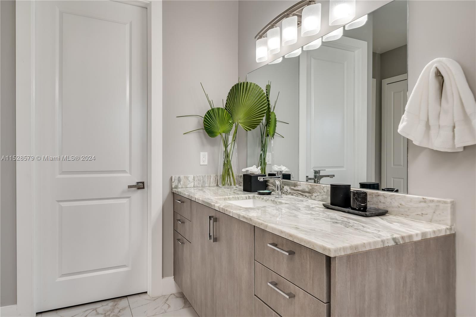 445 River Court, Marco Island, FL, 34145 United States, 4 Bedrooms Bedrooms, ,3 BathroomsBathrooms,Residential,For Sale,River Court,A11528579