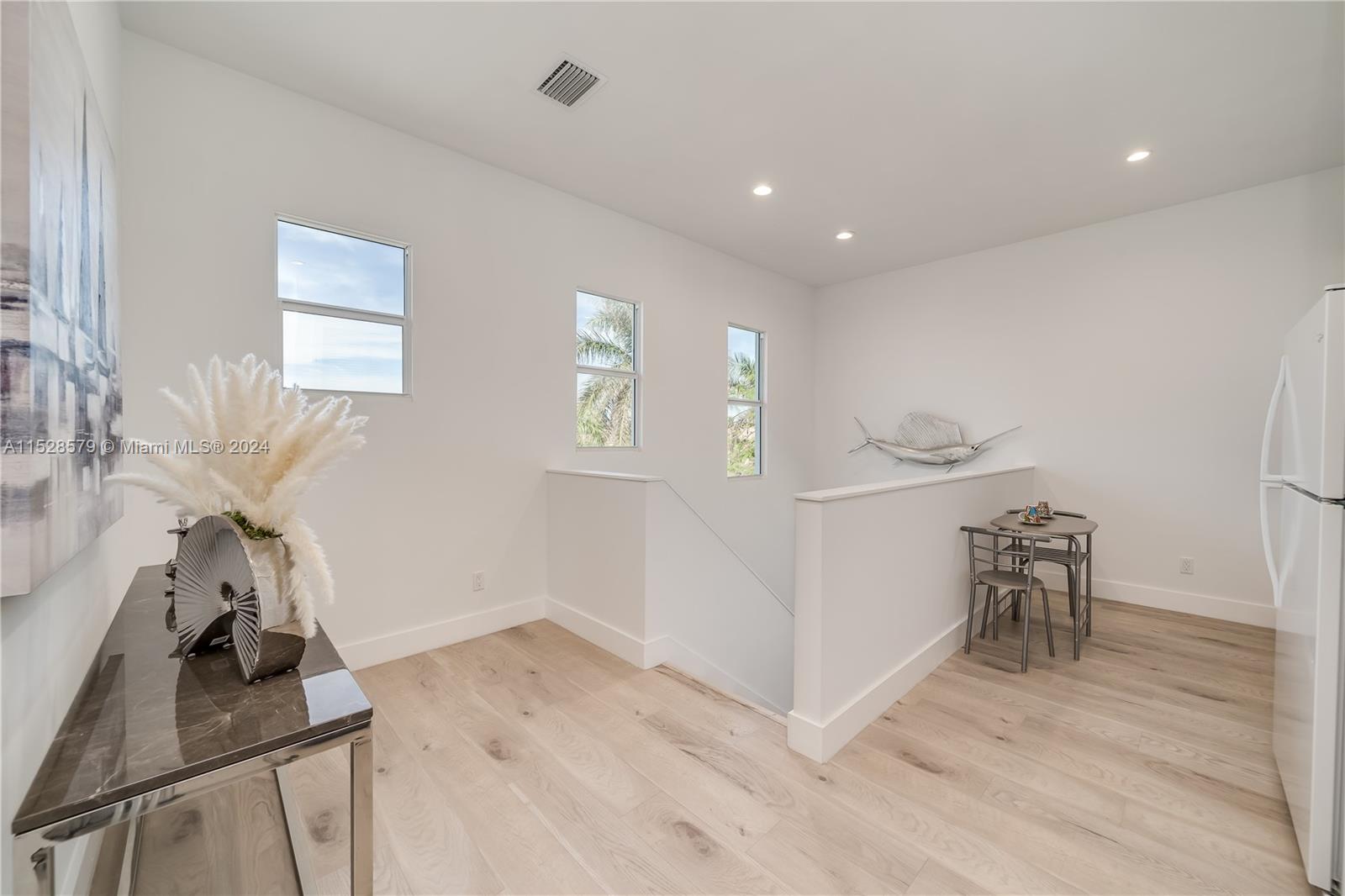 445 River Court, Marco Island, FL, 34145 United States, 4 Bedrooms Bedrooms, ,3 BathroomsBathrooms,Residential,For Sale,River Court,A11528579