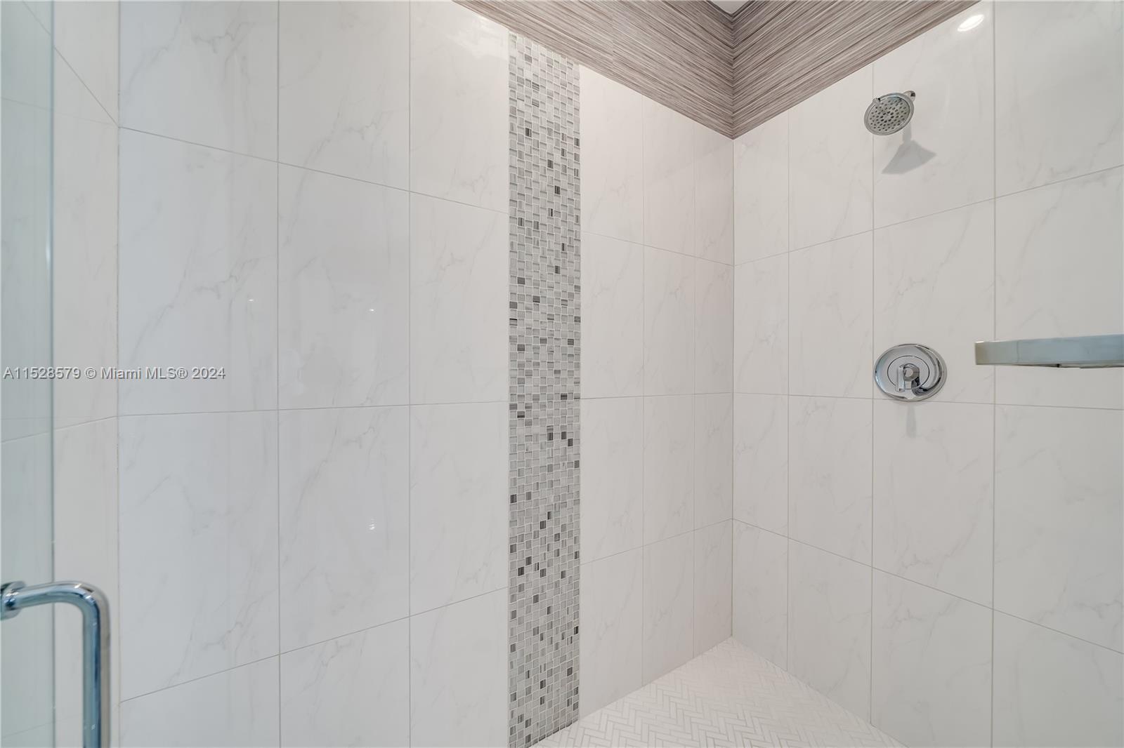 445 River Court, Marco Island, FL, 34145 United States, 4 Bedrooms Bedrooms, ,3 BathroomsBathrooms,Residential,For Sale,River Court,A11528579