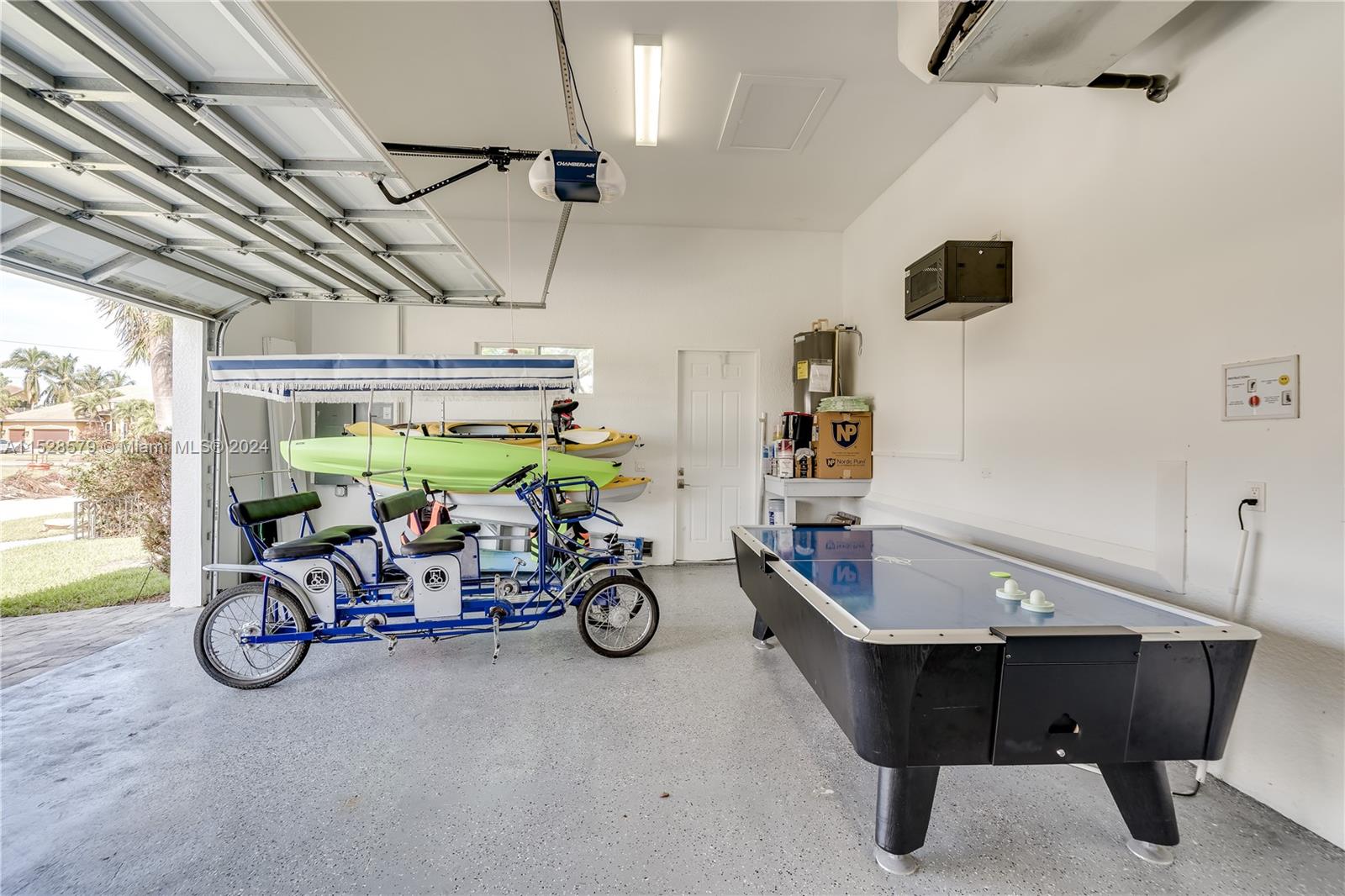 445 River Court, Marco Island, FL, 34145 United States, 4 Bedrooms Bedrooms, ,3 BathroomsBathrooms,Residential,For Sale,River Court,A11528579