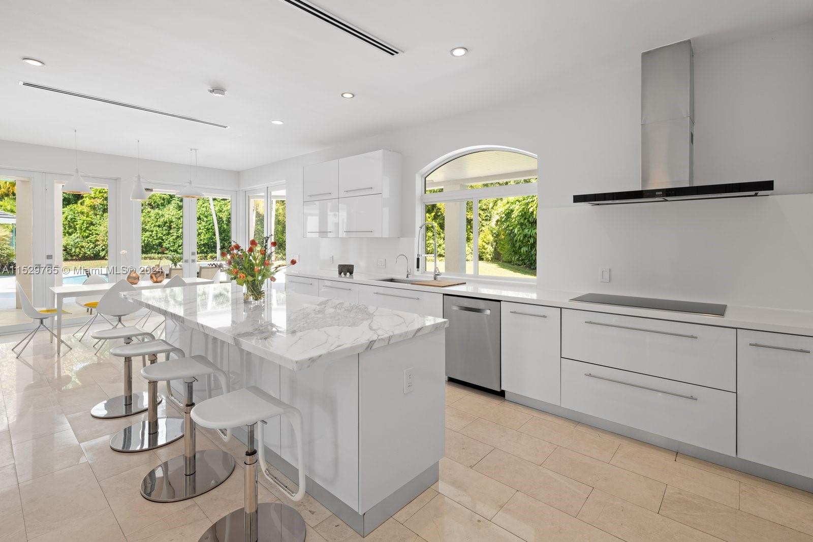 6445 102nd St, Pinecrest, FL, 33156 United States, 6 Bedrooms Bedrooms, ,5 BathroomsBathrooms,Residential,For Sale,102nd St,A11529765